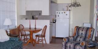 2/1 in gated community, available now! Gallery 3