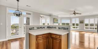 1601 LADUE Court Gallery 11
