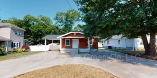 217 Brockman Avenue Gallery 1