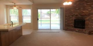 5801 Roscomare - NW - Beautiful 4 Bed in San Lauren, Northwest Bakersfield Gallery 8