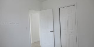 4245 SW 7th St Gallery 12