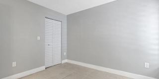 Charming 2BR Condo in Miami Gallery 29