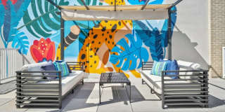 555 Boulevard Gallery 50