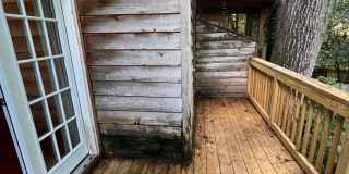 Rustic 2 Bedroom Condo in Convenient Location Gallery 13