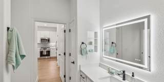 Instrata Upper Kirby Gallery 10