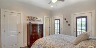 421 Port Street Gallery 26