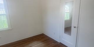 5438 Sylvia Avenue Gallery 5