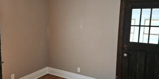 376 Magee Ave Gallery 8