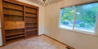 3bd/1.5ba Edmonds Home Gallery 12