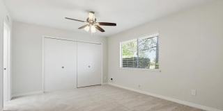 1886 Fairway Park Gallery 18