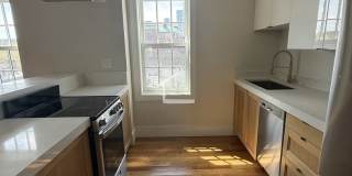 Charming 3 Bedroom- No Broker Fee Gallery 6