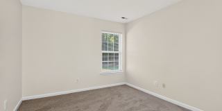 Beautiful Four Bedroom in Crismark Community! Beautiful Four Bedroom in Crismark Community! Gallery 13