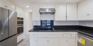 37 Cottonwood Gallery 6