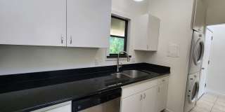 10911 Glen Acres Drive South 10911 Glen Acres Drive South Gallery 17