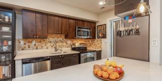 304 Q Street NW unit: 1 Gallery 1