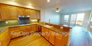 123 Warbler Lane Gallery 1