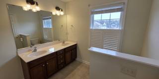 405 Lindenhurst Ct Gallery 10