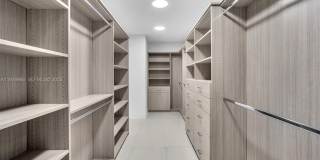 151 N Seabreeze Blvd Gallery 32