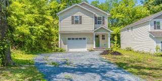 1040 West Indiana Avenue Gallery 1