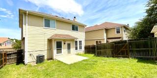 **APPLICATION RECEIVED** MOVE IN SPECIAL Charming Two-Story Home in Stone Oak With Fenced Backyard! Gallery 30