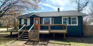 Spacious 4 Bed Home Near Bass Pro with Detached Garage  Fenced Yard Gallery 3