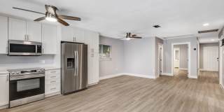 ** NAPLES PARK ** 3 BED / 3 BATH - POOL HOME - FENCED YARD - NO HOA! - PET OK - ANNUAL RENTAL Gallery 5
