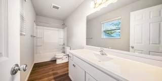 1002 Chittock Avenue Gallery 7