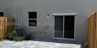 1120 SE 26th Ter Gallery 35