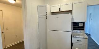 41 South Oakley Avenue Gallery 7