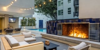 1111 Wilshire Gallery 12