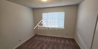 A Charming 3bd/1ba Fruitridge Manor Area Home with Garage Gallery 12