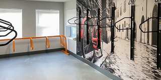 2520 W Leland Gallery 7