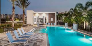 Elements on Third Gallery 27