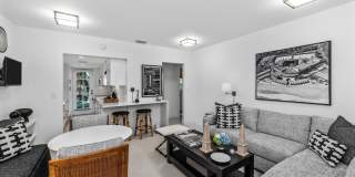 134 Peruvian Avenue Gallery 7