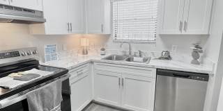 8016 N St Peter Ave Gallery 8