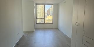 152 W Superior Gallery 4
