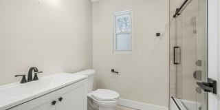 111 Charles Street Gallery 14