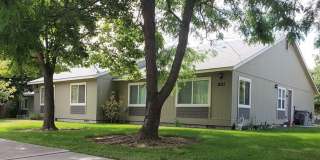 3 bed 2 bath Single-Level townhome *Affordable Housing Property* Gallery 1