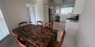 2bed/2baths Close to the beach, Mercato and Great Schools Gallery 1