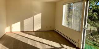 407 LIVE IN THE HEART OF THE GREENWOOD RETAIL CORE, WALK TO EVERYTHING! Gallery 22
