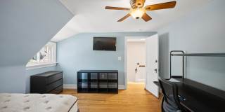 214 E UNIVERSITY Parkway Gallery 43