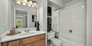 Versailles on the Lakes Oakbrook Gallery 40