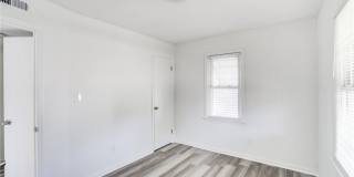 13117 Wilton Avenue Gallery 20