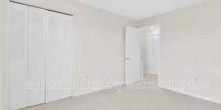 2530 E. North Street Gallery 21