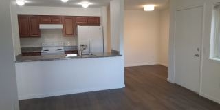 2 bed 2 bath w/carport, Great location off 2nd and Sable near 6th and I-225 and Aurora Mall Gallery 1
