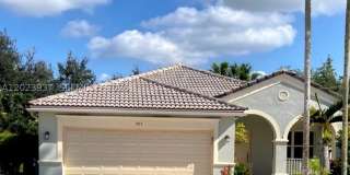 953 Tanglewood Cir Gallery 2