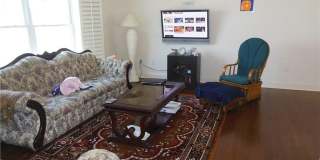 1725 Summer Street Gallery 3