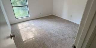 1804 S Magnolia Drive Gallery 7