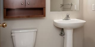 Cedar Pointe Townhomes Gallery 23