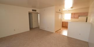 1618 N Columbus Boulevard Gallery 3
